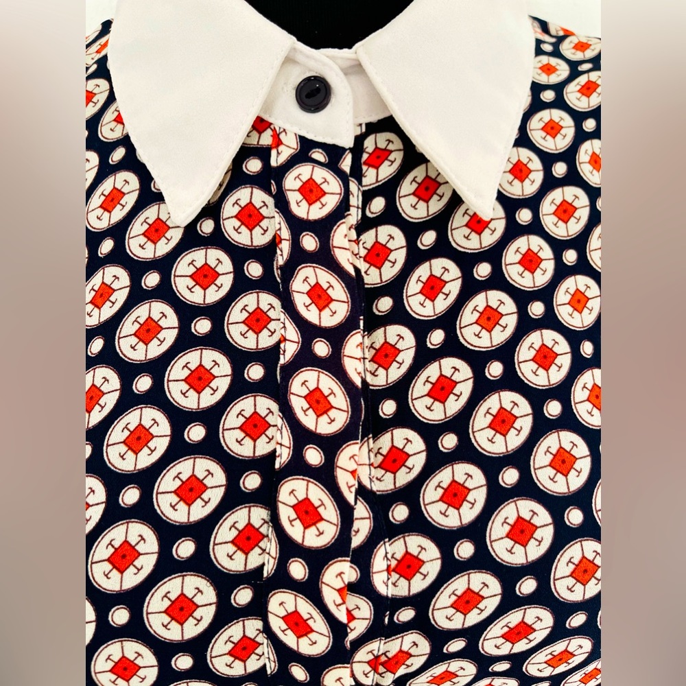‘Sugarlips’ pleated dress. Preppy style with button up collar. Size S. Patterned
